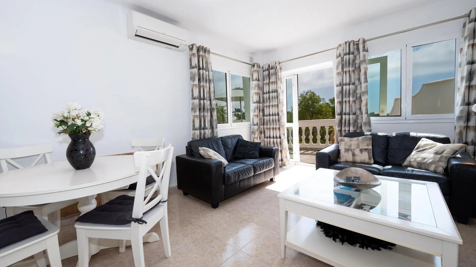 נרחה Calle Rabat, 25 דירה