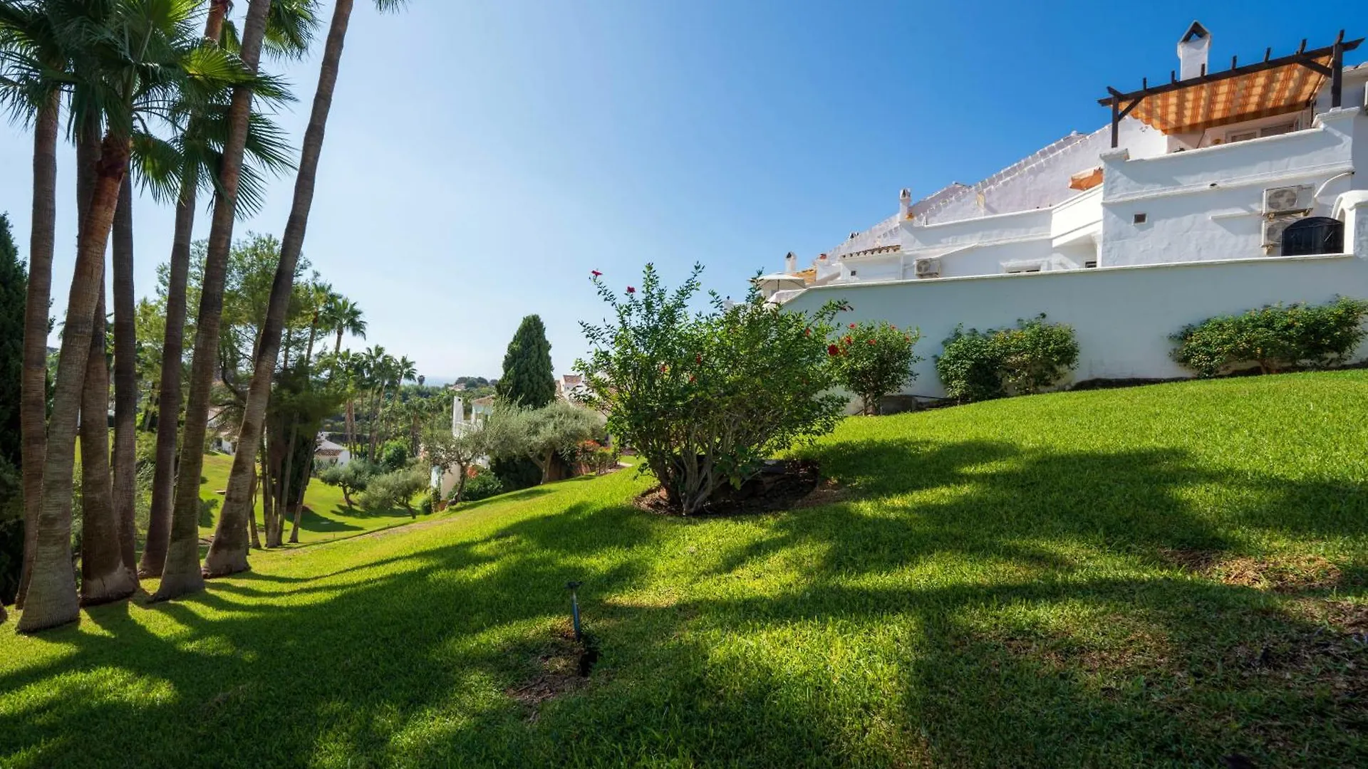 Calle Rabat, 25 Nerja 0*,  Spain