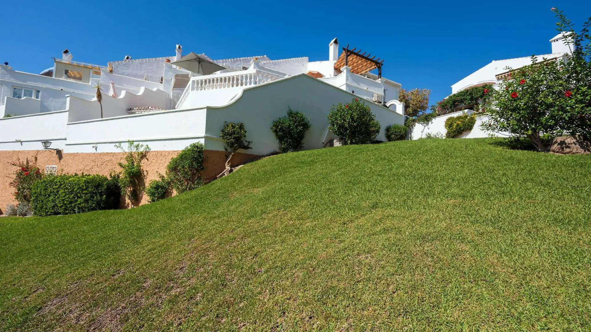 Calle Rabat, 25 Nerja 0*,  Spain